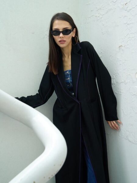 Lya - Dark purple